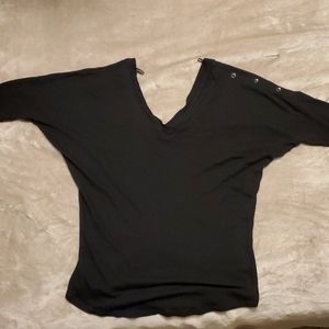 V neck dolmain t shirt with button detail